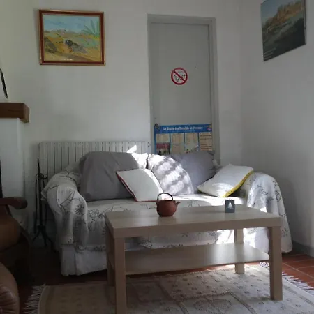 Mas Grimaud - Gite- Et D'hotes Familiales Panzió Eygalières