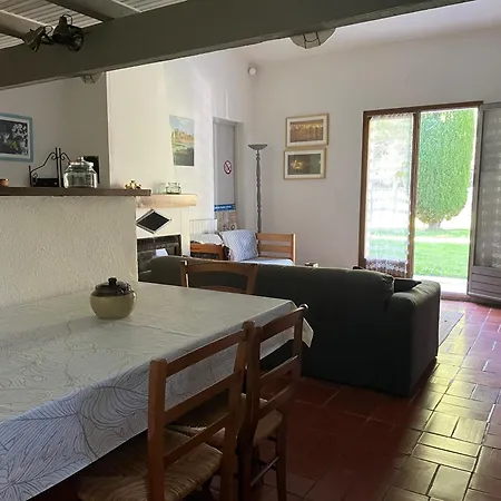 Mas Grimaud - Gite- Et D'hotes Familiales Panzió Eygalières