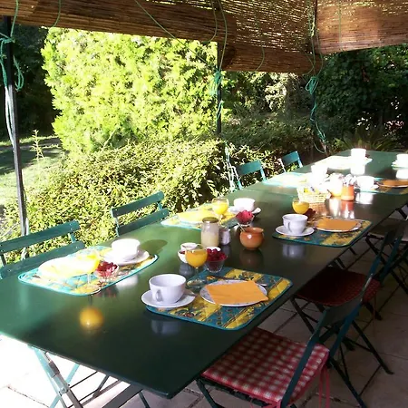 Mas Grimaud - Gite- Et D'hotes Familiales * Eygalières