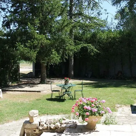 Mas Grimaud - Gite- Et D'hotes Familiales Eygalières