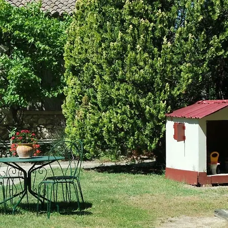 Mas Grimaud - Gite- Et D'hotes Familiales *