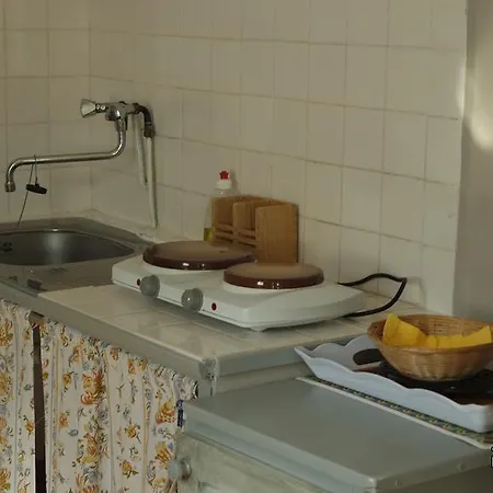 Bed & Breakfast Mas Grimaud - Gite- Et D'hotes Familiales