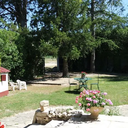 Mas Grimaud - Gite- Et D'hotes Familiales Bed & Breakfast Eygalières
